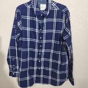 Jachs Girlfriend Navy & White Plaid Long-Sleeve Button-Down Shirt